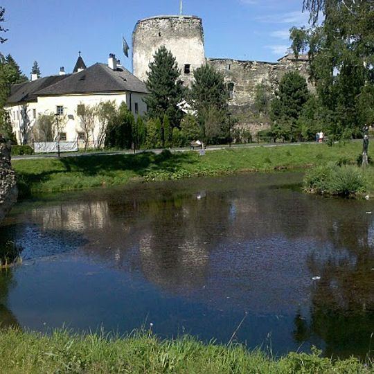 Hrad Liptovský hrádok, park