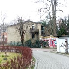 12 Domaniewska Street in Warsaw