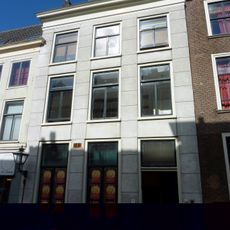 Hogewoerd 106, Leiden