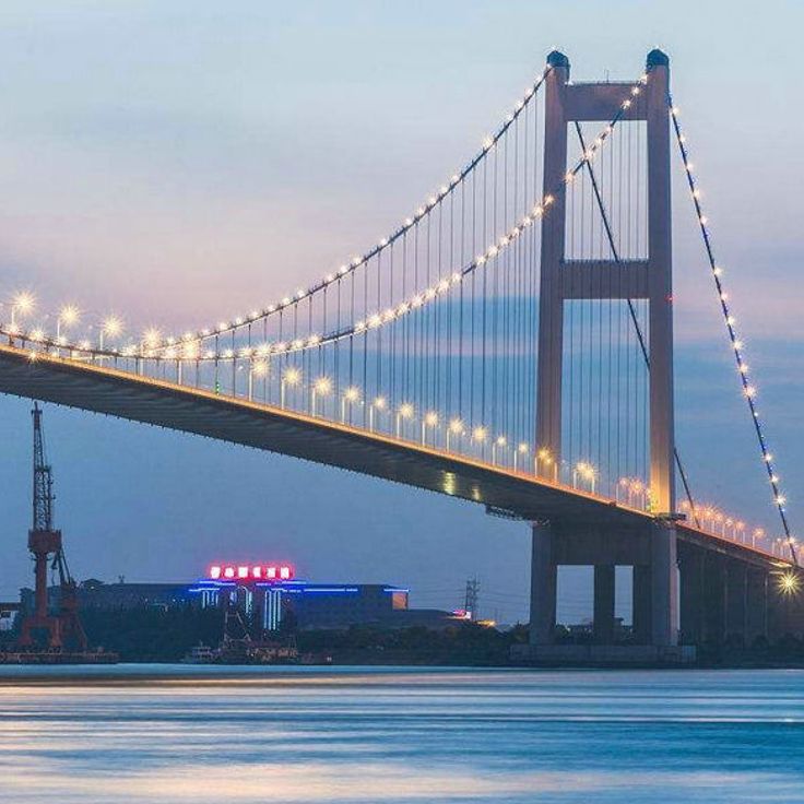 Jiangyin-bron över Yangtze – 1385 m