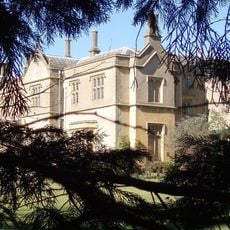 Chapel Cleeve Manor