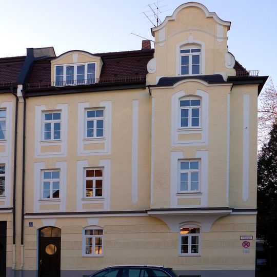 Mietshaus
