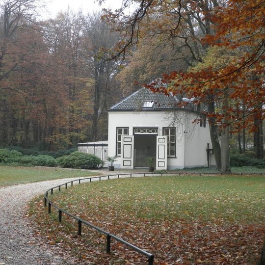 Ewijckshoeve: koetshuis