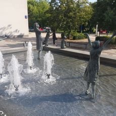 Sculptures by Bartłomiej Kurzeja, Osiedle Wilno, Warsaw