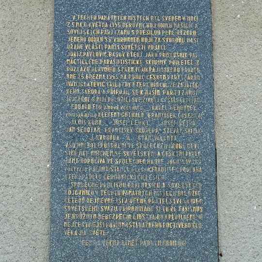 Pamětní deska partyzánů