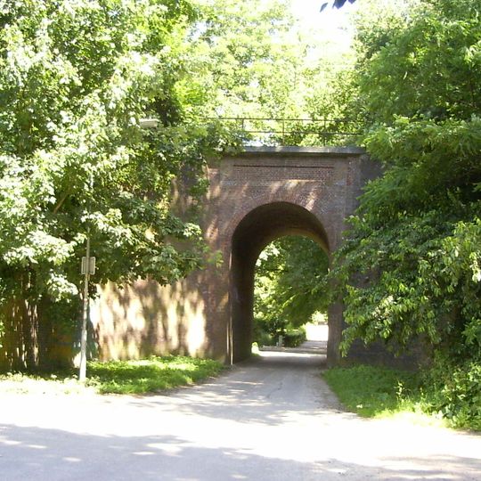 Mariëndaal: spoorwegviaduct