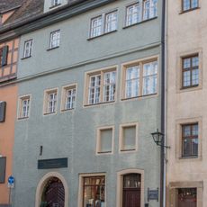 Kirchplatz 6