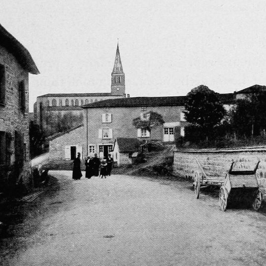 Église Saint-Bonnet de Saint-Bonnet-des-Bruyères