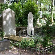 Grave of Guetaud-Boudet-Briant