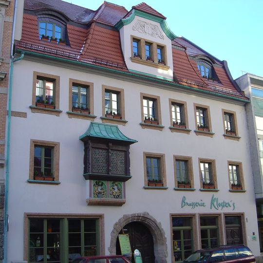 Renaissance-Bürgerhaus mit Gaststätte in geschlossener Bebauung Klosterstraße 1