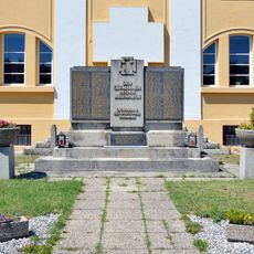 Kriegerdenkmal Neurißhof