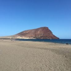 Playa de Montaña Roja