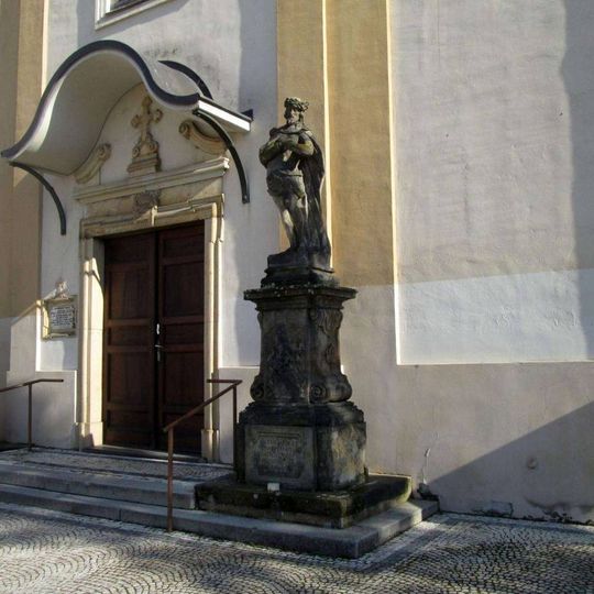 Socha u kostela svatého Petra a Pavla v Prostějově