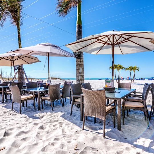 Bongo's Beach Bar & Grille