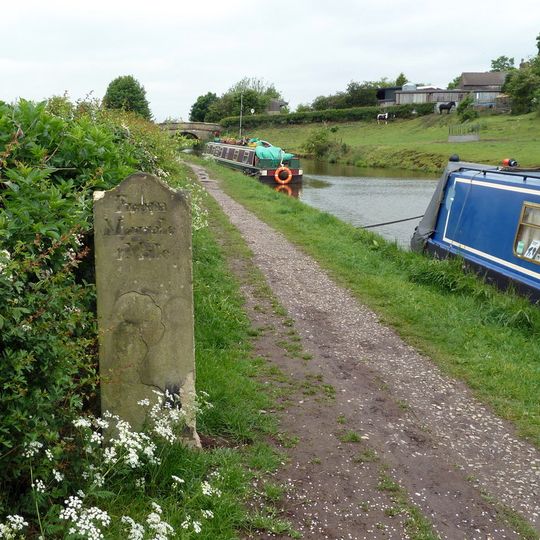 Milestone at SJ 9566 8694 on Macclesfield Canal