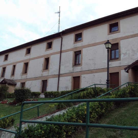 Pérez Galdos 18-24 etxea