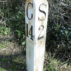 Milepost At National Grid Reference So 694 041
