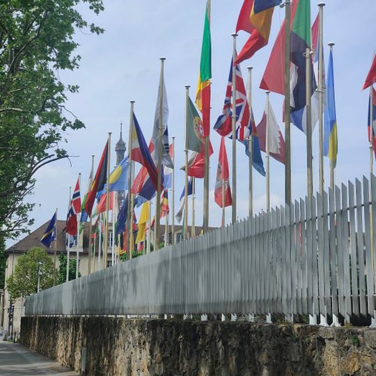 UNESCO Reclining Figure