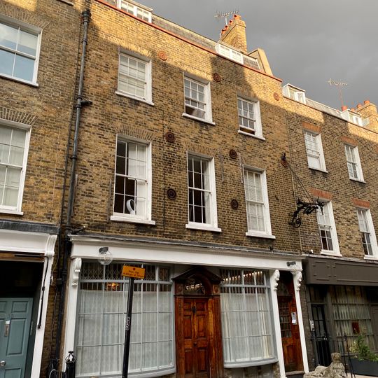 106, Cleveland Street