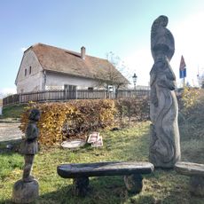 Socha v Nepomuku v Přesanické ulici