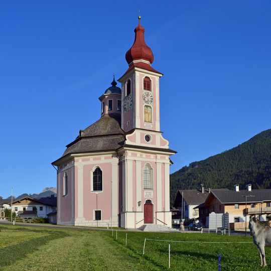Filialkirche zur Hl. Dreifaltigkeit, Strassen