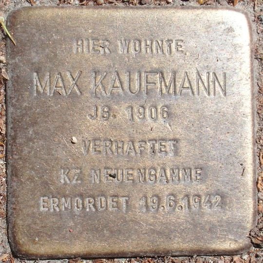 Stolperstein en memoria de Max Kaufmann