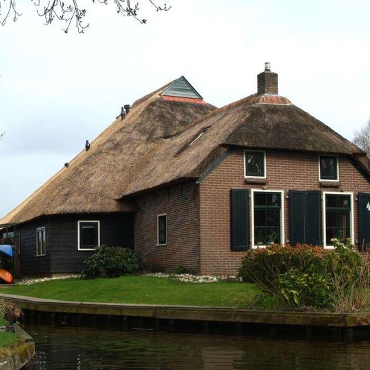 Dwarsgracht 4,  8355CR  Giethoorn