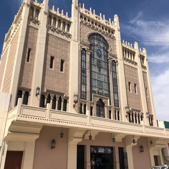 Teatro Isauro Martínez