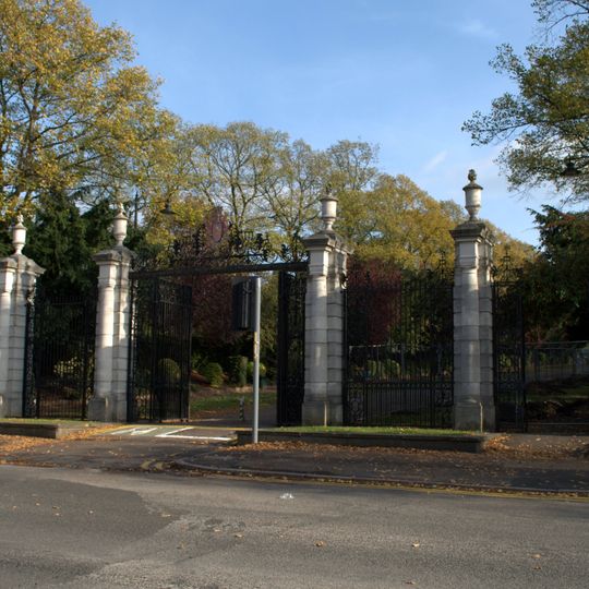 Gates And Gatepiers North West Of War Memorial Onto University Road