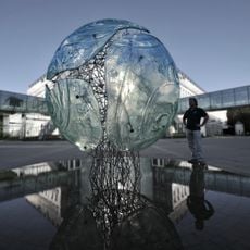 Category:Big Bang - glass art installation in Białystok
