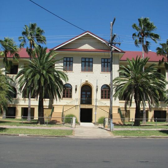 Roma Government Complex