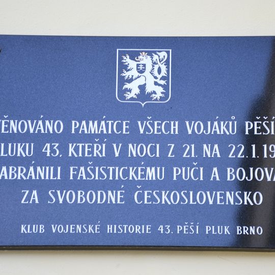 Pamětní deska vojákům 43. pěšího pluku