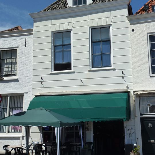 Markt 3, Brouwershaven