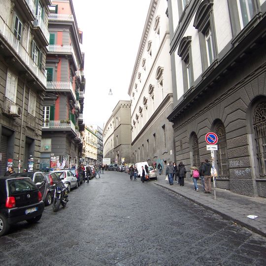Via Mezzocannone