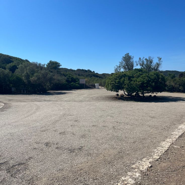 Parking, viewpoints, and routes of the Natural Park
