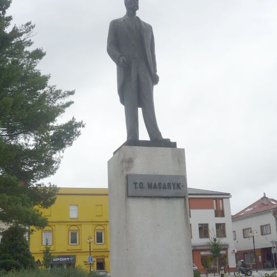 Statue of Tomáš Garrigue Masaryk