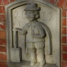 John Tradescant the Younger (1608–1622) Statue
