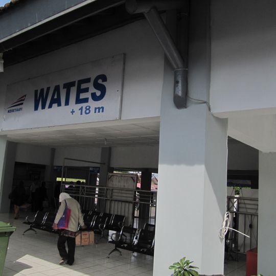 Wates railway station