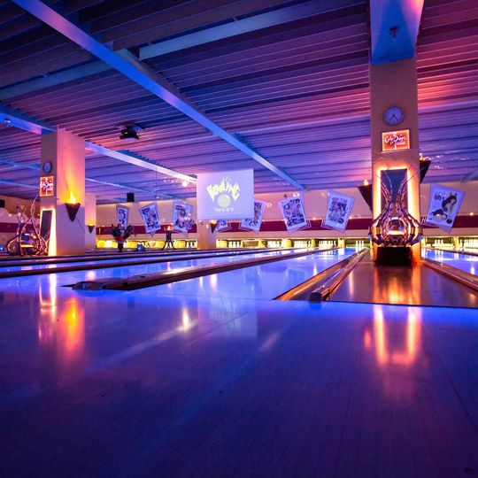 Bowling West