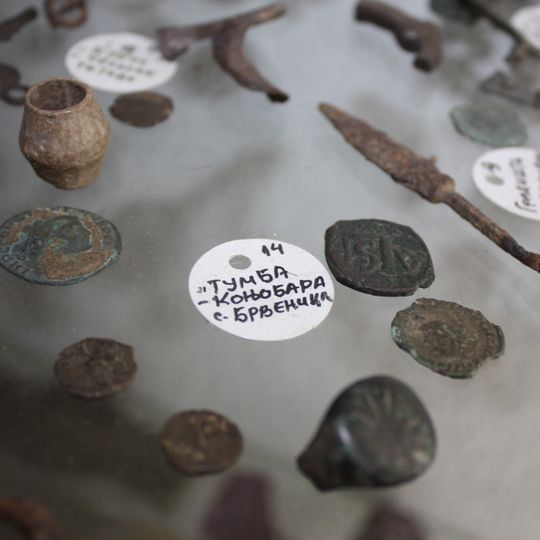 Бървенишка тумба