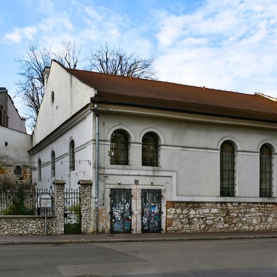 Kupa Synagogue
