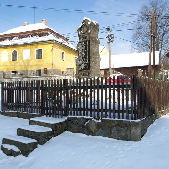 Pomník padlým v Běšinách