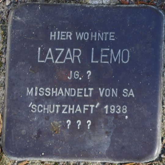 Stolperstein en memoria de Lazar Lemo