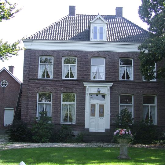 Fabrikantenvilla gebouwd in eclectische vormen