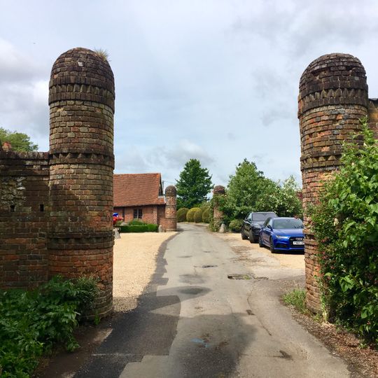Walls And Gatepiers At Pednor House And Little Pednor Court