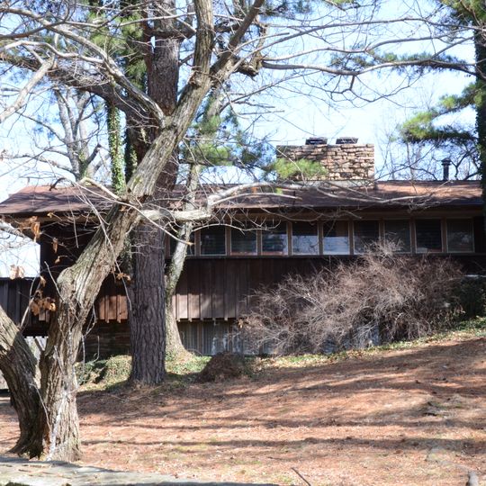 E. Fay and Gus Jones House