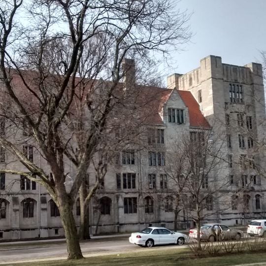 Burton–Judson Courts