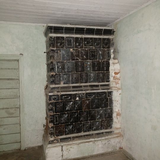 Stove in Dzērbenes mācītājmuiža
