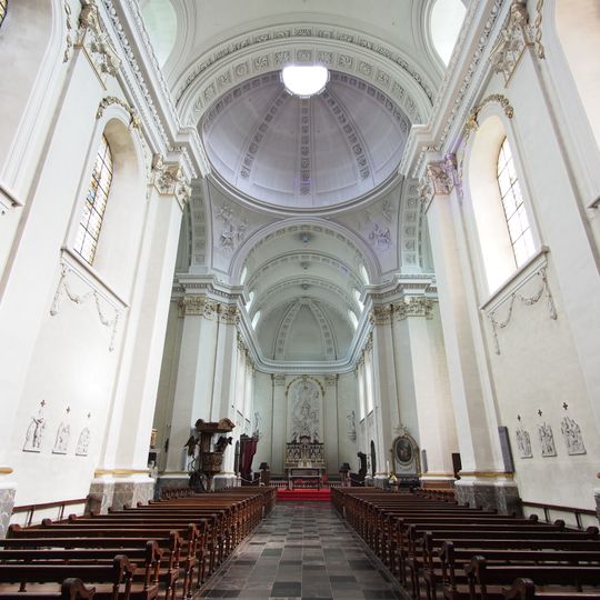 Kathedraal van HH. Petrus, Paulus en Quirinus