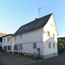 Mittelstraße 4